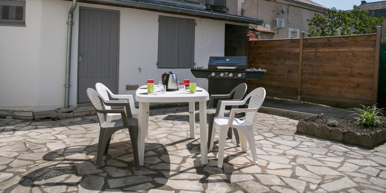 Appartement Avec Terrasse Perigueux Ngoại thất bức ảnh